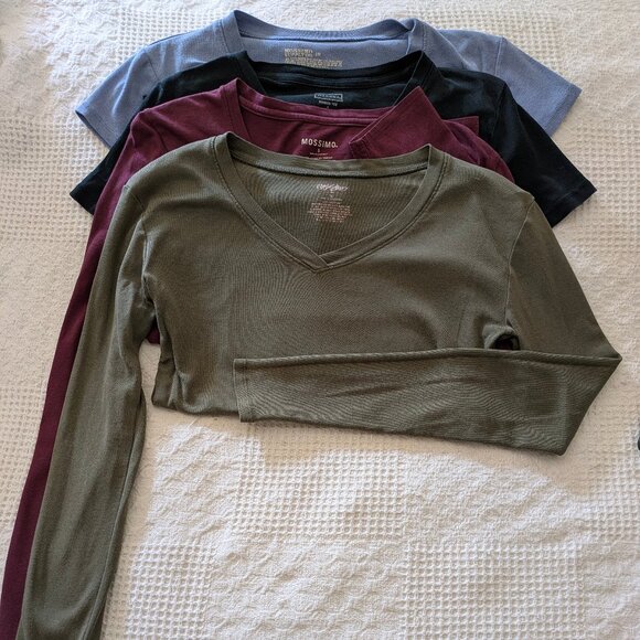 FOUR WOMEN'S T-SHIRTS - Picture 1 of 3